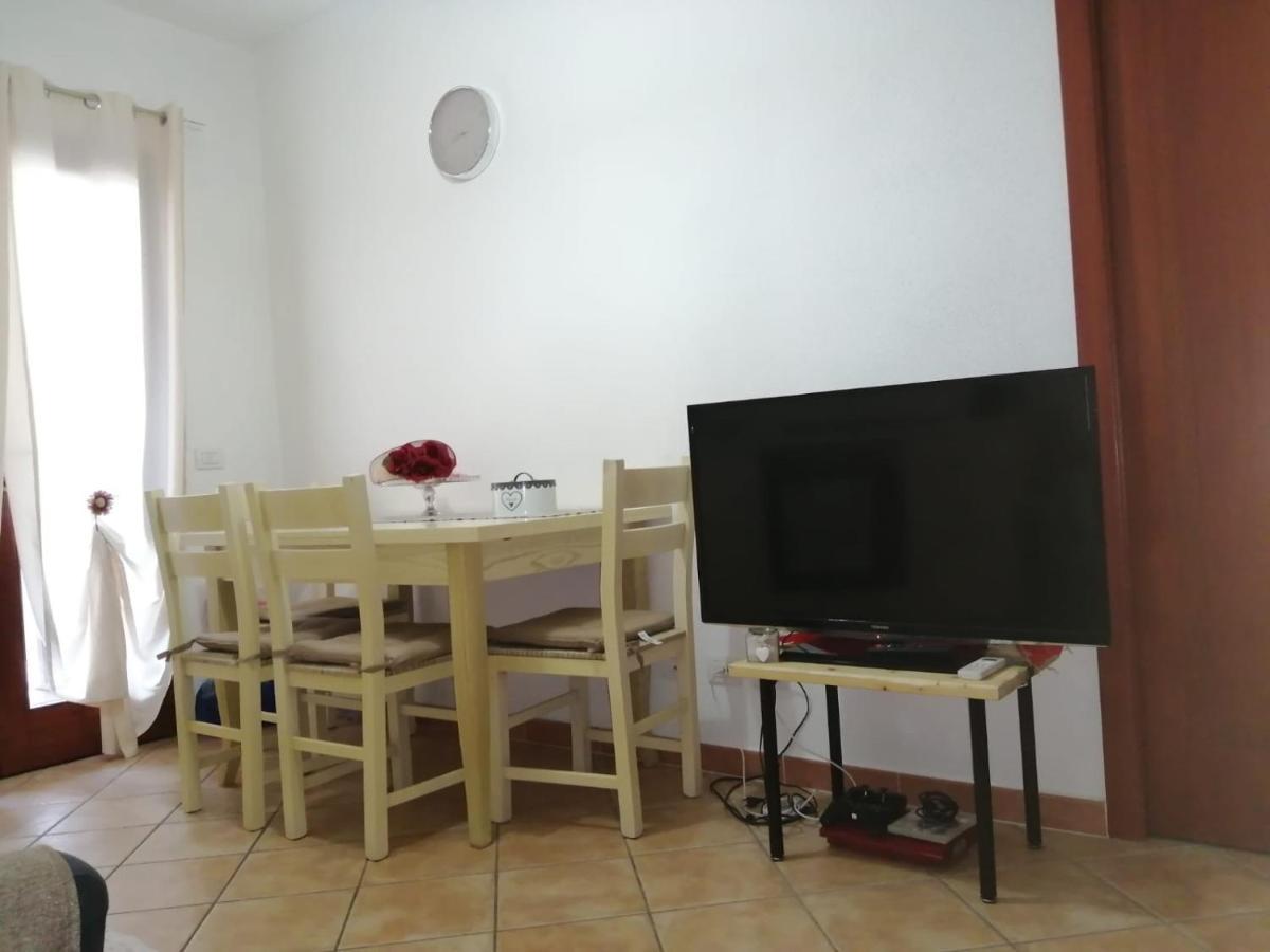 Apartamento La Sosta Olbia Exterior foto